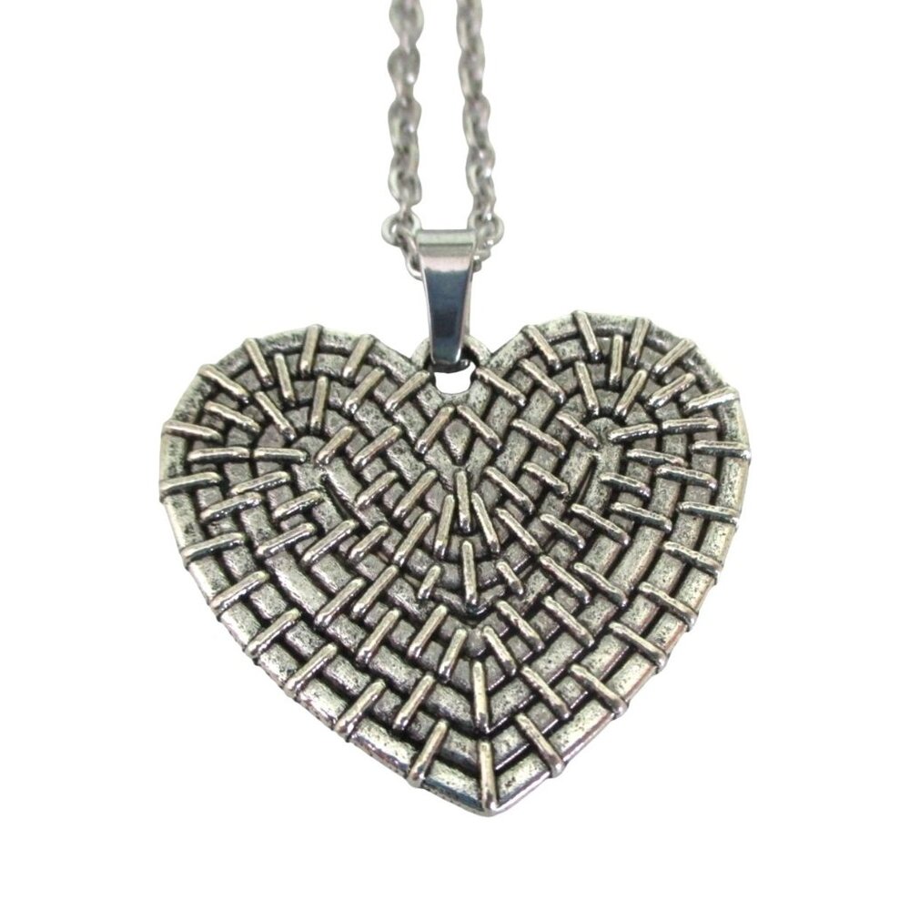 New Woven Texture Heart Pendant Necklace on 20 inch Stainless Chain Jewelry Gift